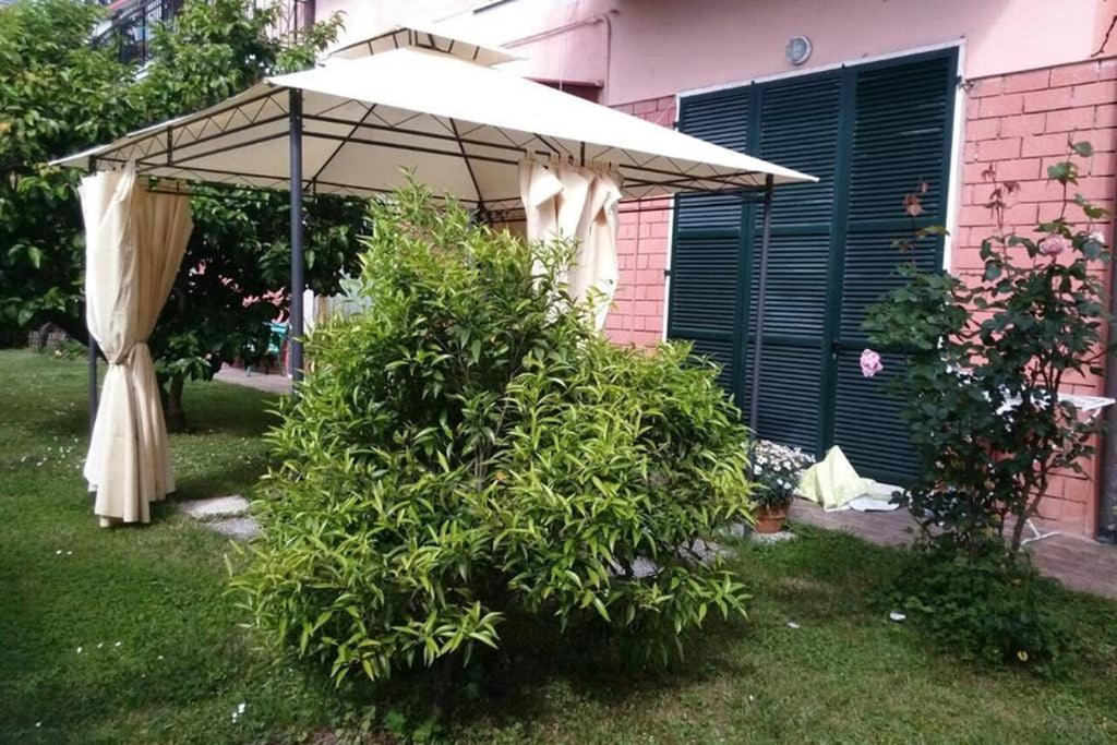 La Rosa Apartment ลาสเปเซีย ภายนอก รูปภาพ