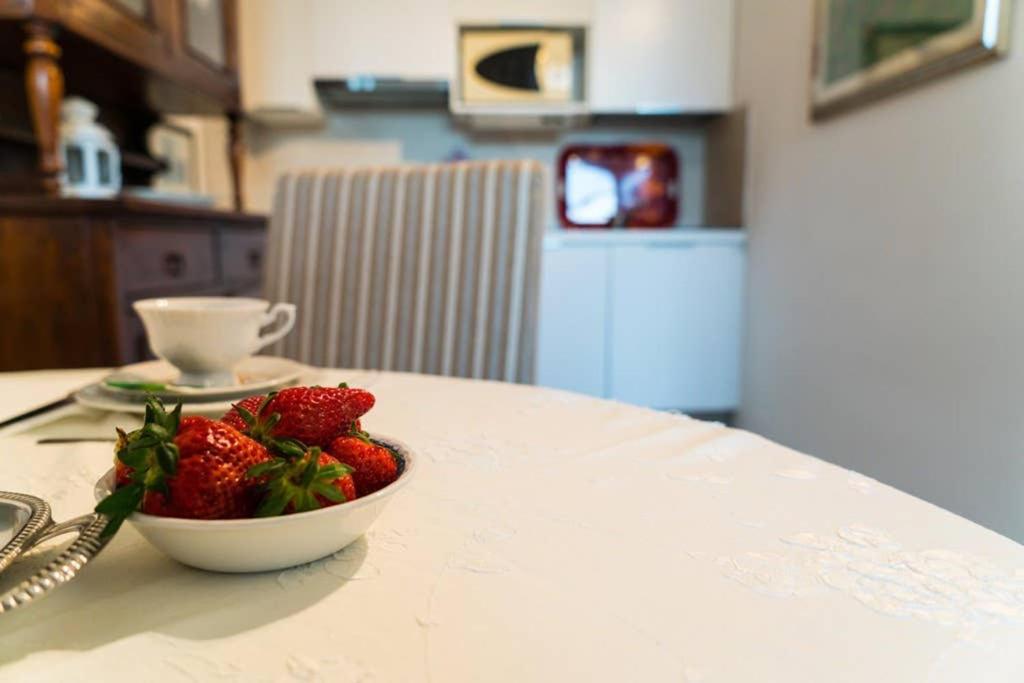 La Rosa Apartment ลาสเปเซีย ภายนอก รูปภาพ